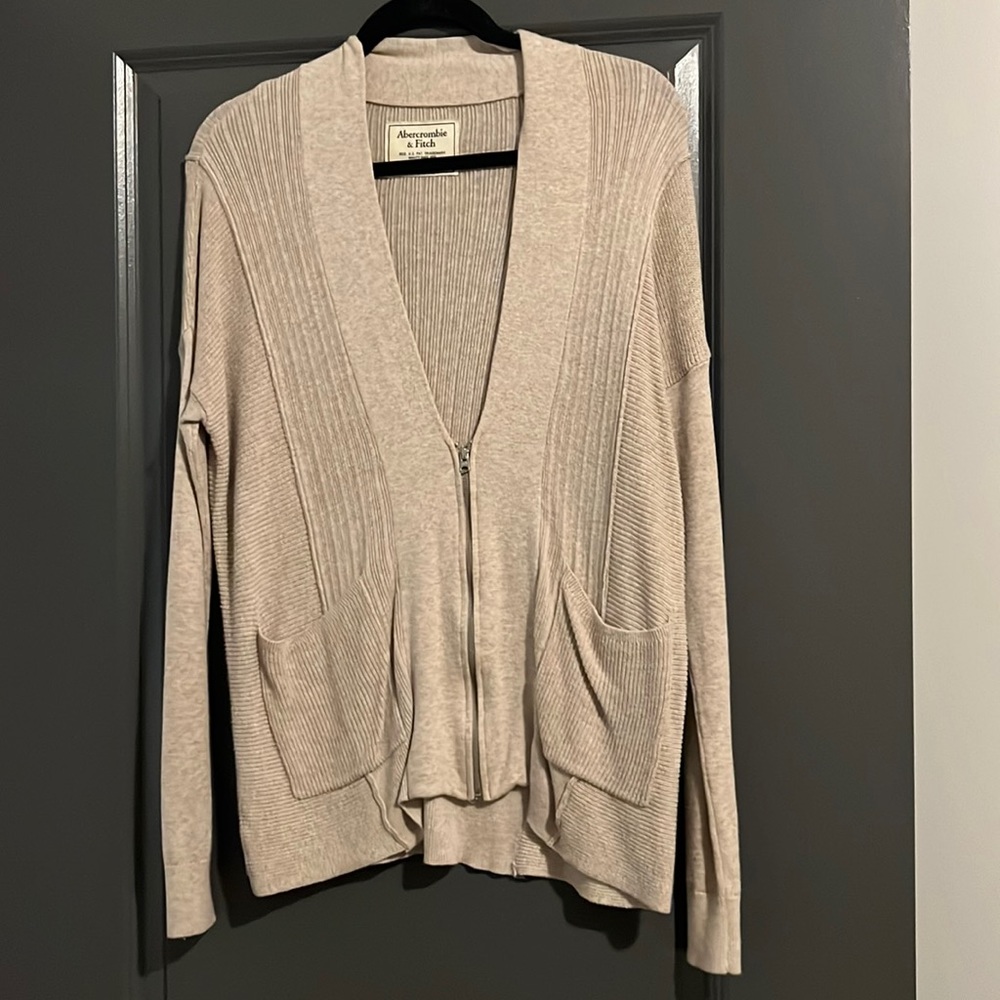 Abercrombie zip up cardigan size XS